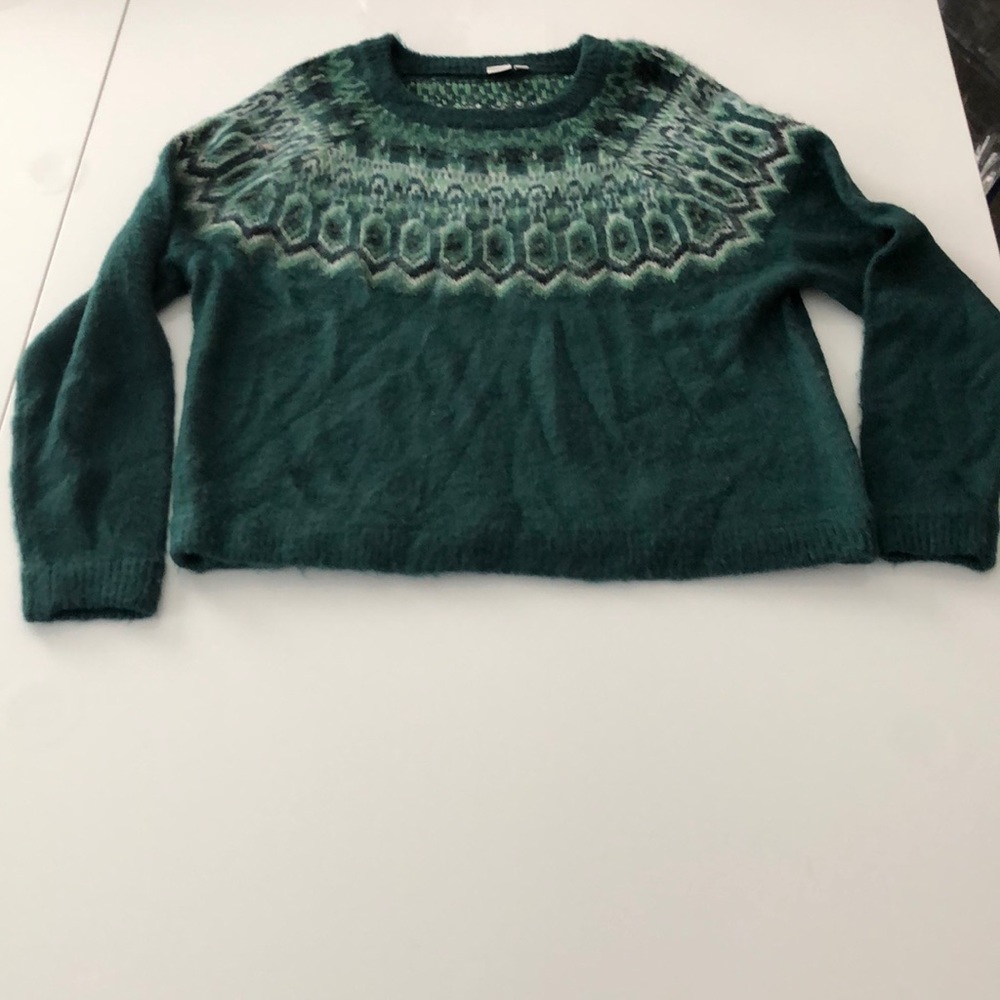 Twik green fuzzy sweater brand new